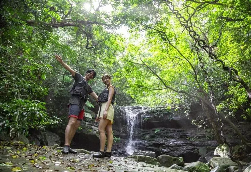 ホテル リゾートイン西表島