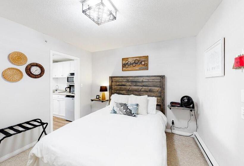 Hotel Hilltop Hideaways