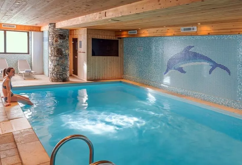 هتل Hôtel L Aigle Du Montana By Les Etincelles