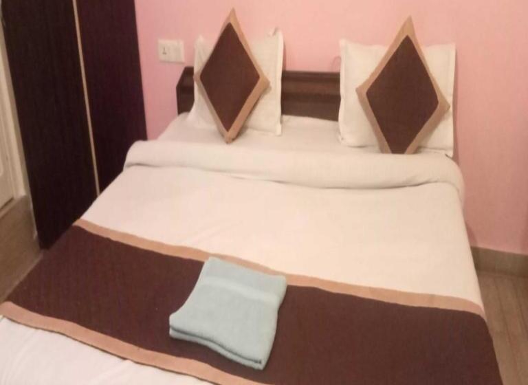 فندق Triple One Hostel Tapovan Rishikesh