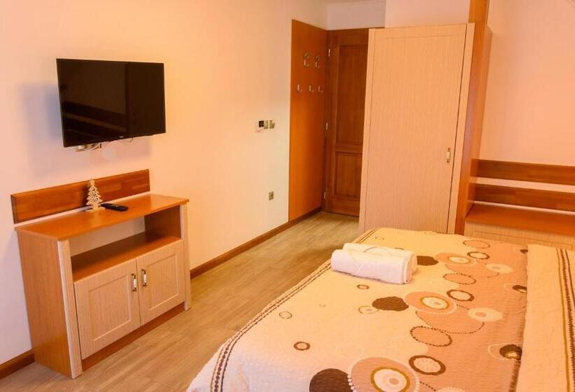 Пансион Tulipán Vendégház