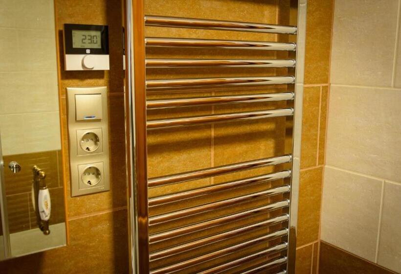 Пансион Tulipán Vendégház