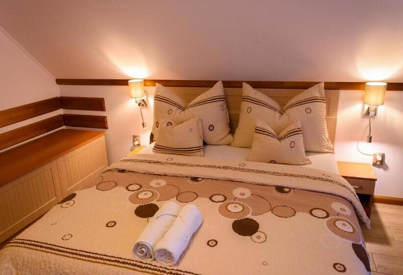 Пансион Tulipán Vendégház