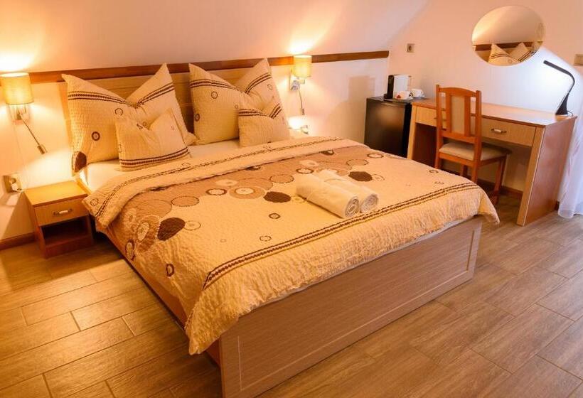 Пансион Tulipán Vendégház