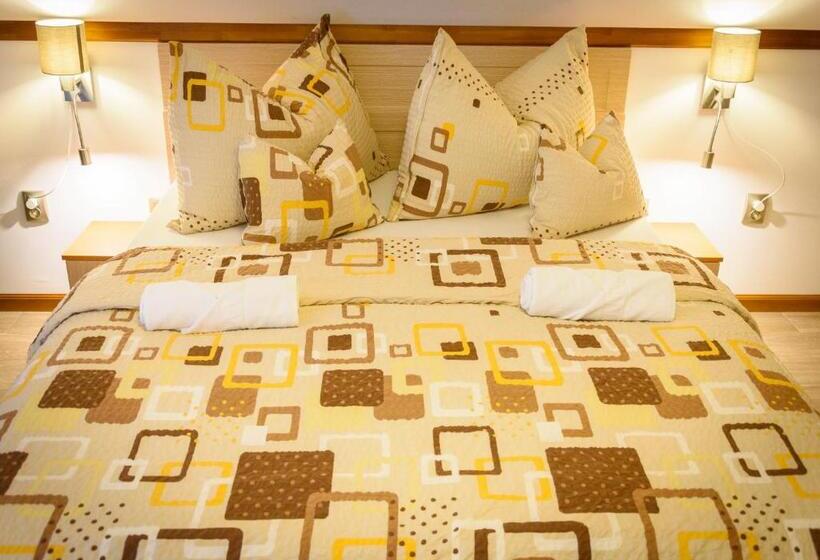 Пансион Tulipán Vendégház