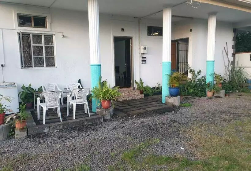 Pensiune Villa Pte Aux Piments