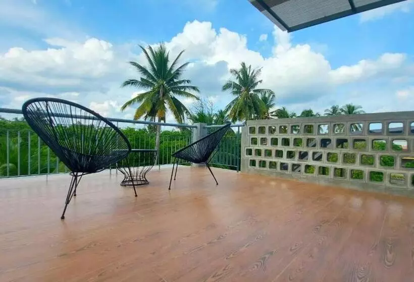 リゾートホテル River Coco @ Amphawa