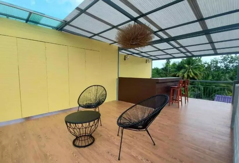 リゾートホテル River Coco @ Amphawa