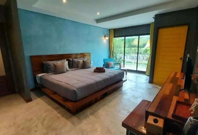 リゾートホテル River Coco @ Amphawa