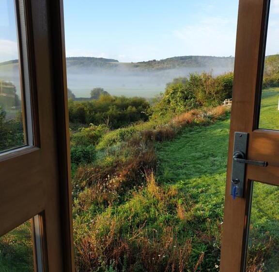 Bed and Breakfast A Barn At South Downs Stay
