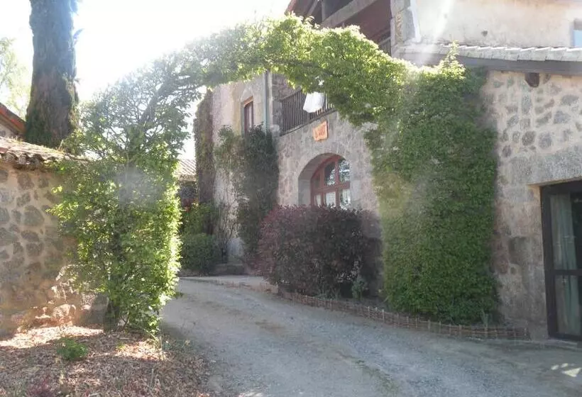 Aamiaismajoitus (B&B) La Raymondiere