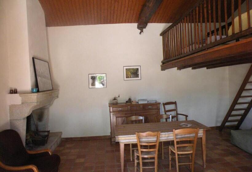 ベッドアンドブレックファースト La Raymondiere