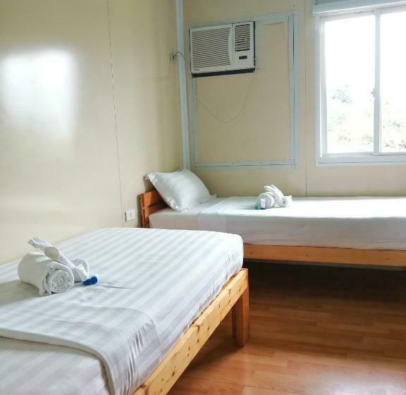 By The Sea Hotel Bulalacao