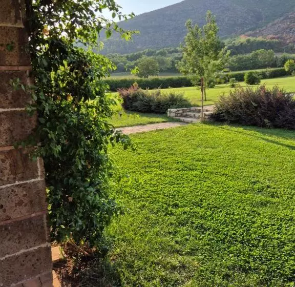 Hotelli Agriturismo Le Ghiandaie