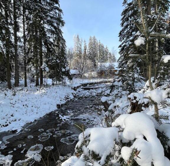 Otel Agroturystyka Pod Modrzewiem   Babia Góra