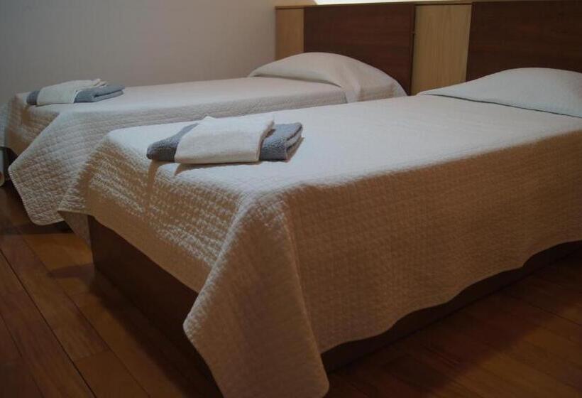 Отель Alojamento Rural De Covelas