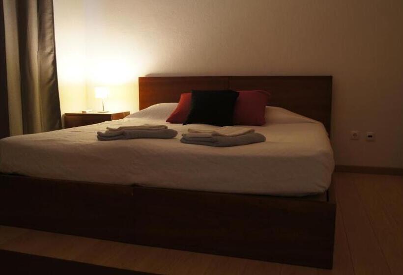 Отель Alojamento Rural De Covelas