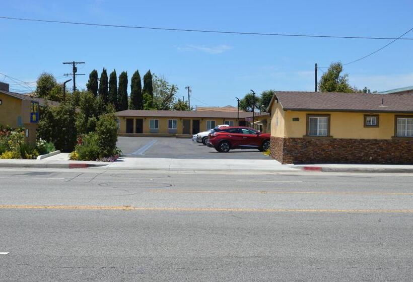 ホテル El Rey Inn