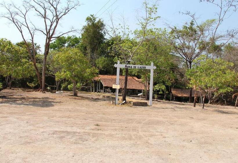 فندق Fazenda Arara Azul