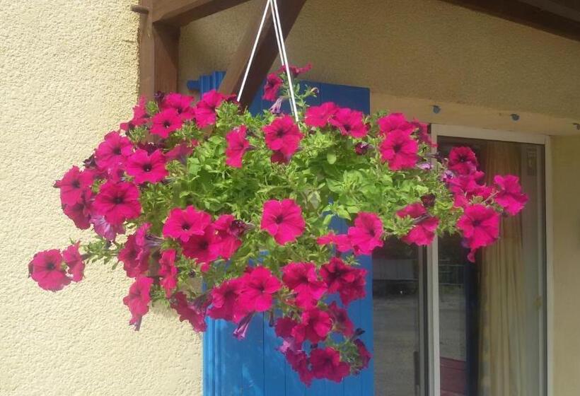 فندق Ferme De Sejour Rebuffel