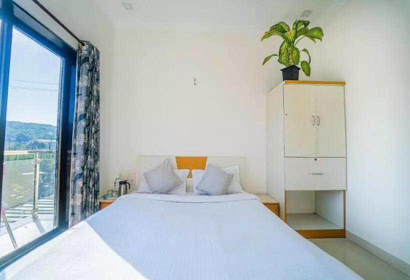 ホテル Lingmala Greens Villa