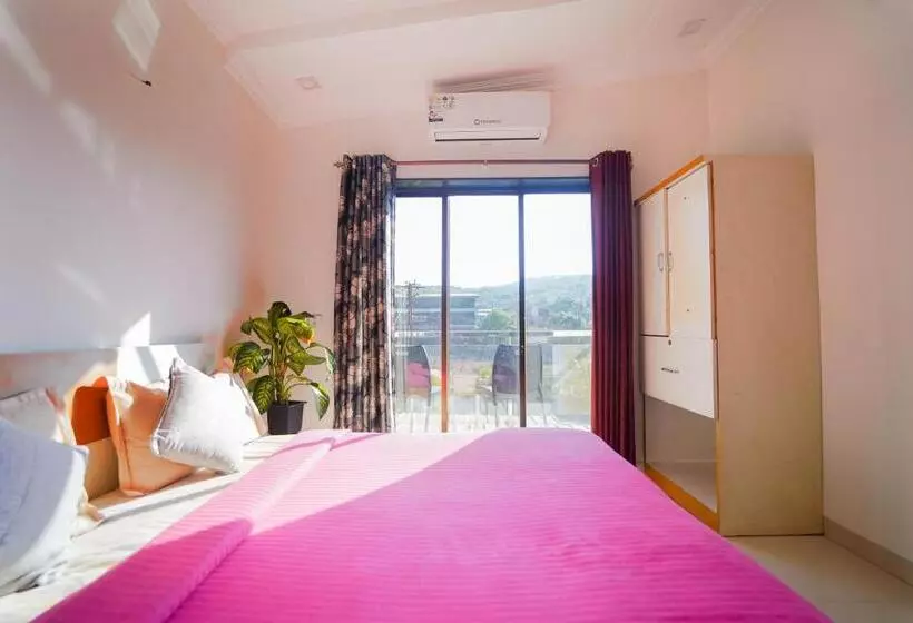 ホテル Lingmala Greens Villa