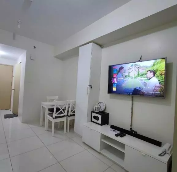 هتل Mvm Staycation, Tagaytay