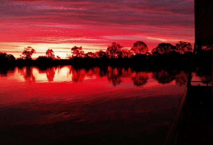 فندق Rivershack Pet Friendly