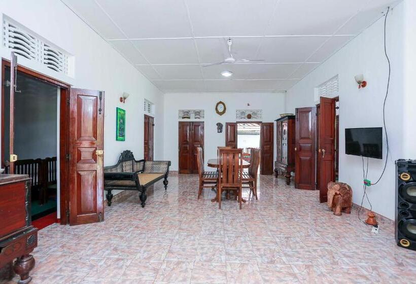 پانسیون Cinnamon Estate Villa