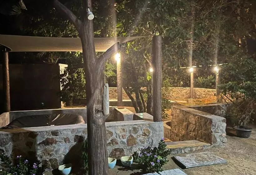 Majatalo Dune Towers