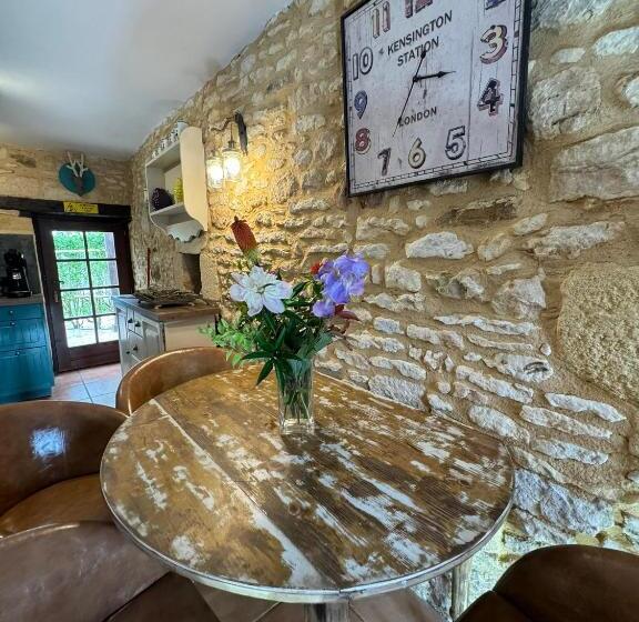 Пансион Le Chevrefeuille Gites De Charme