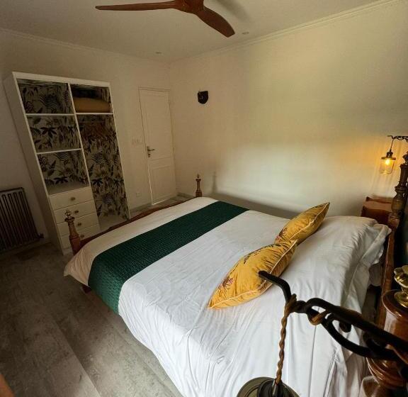 Пансион Le Chevrefeuille Gites De Charme