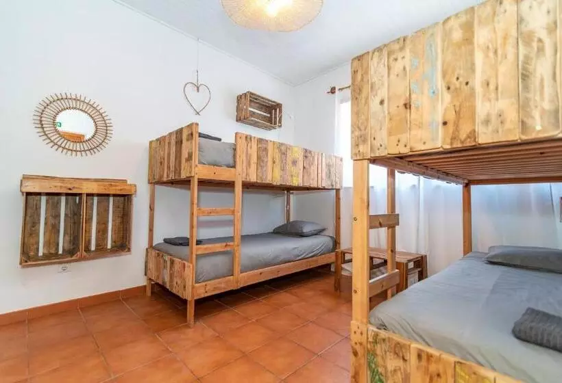 Majatalo Ticket2surf