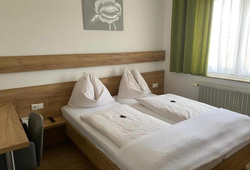 Pension Kinzl Mit E Ladestation