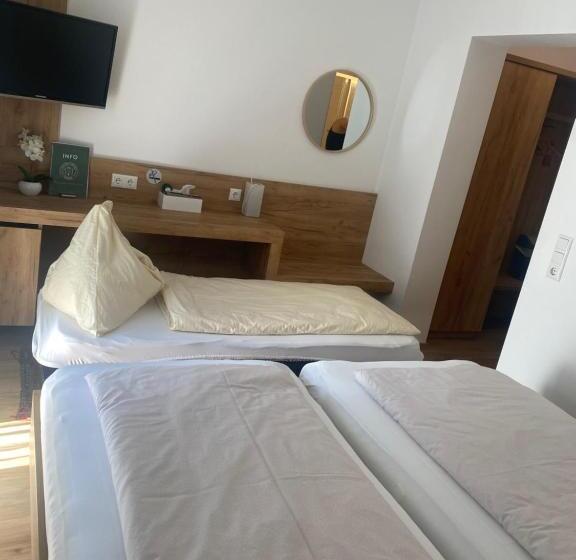 Pension Kinzl Mit E Ladestation