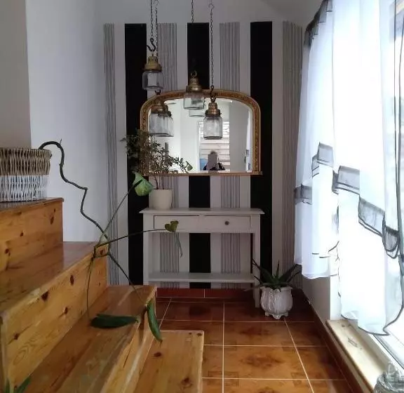 Aamiaismajoitus (B&B) Lomnice Nad Popelkou