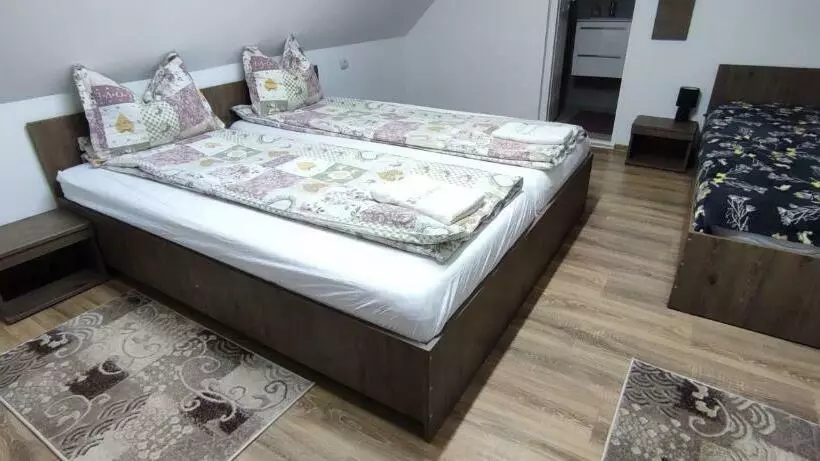 ペンション Panoráma Vendégház