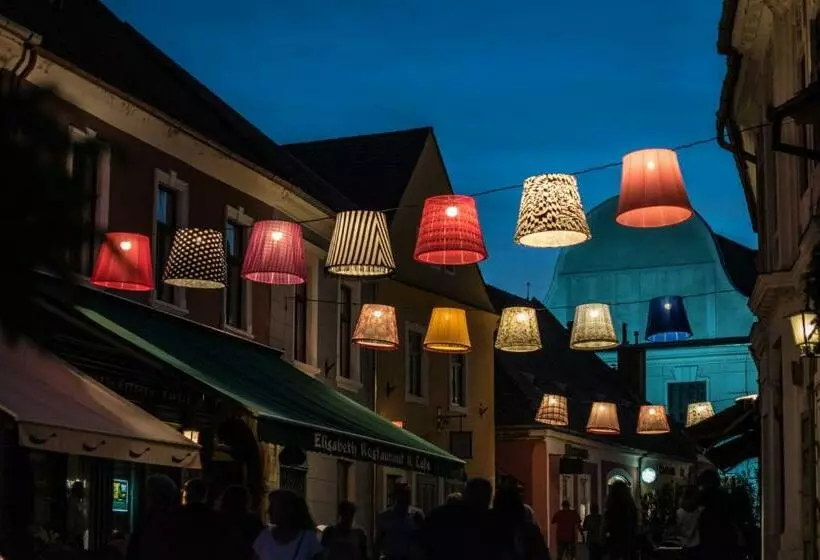 Majatalo Városi Vendégház Szentendre