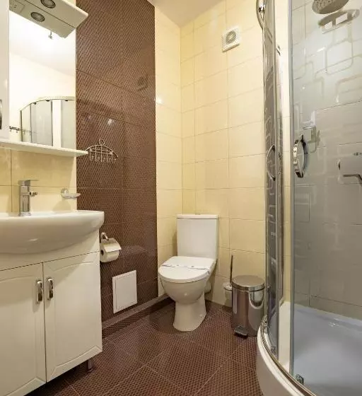 Private Rooms In Hotel 3 поверх