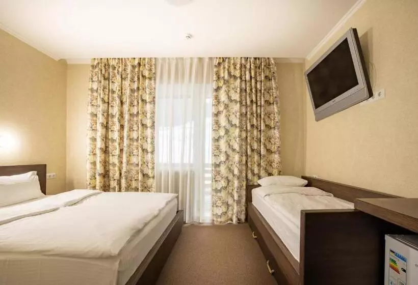 Private Rooms In Hotel 3 поверх