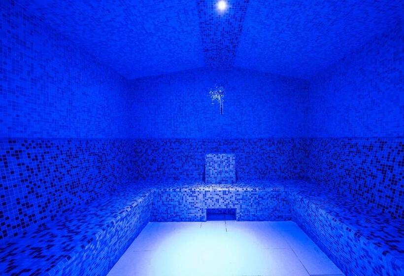 منتجع Kúpeľné Domčeky   Kúpele červený Kláštor Smerdžonka