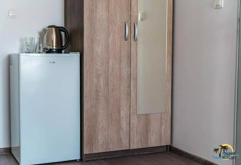 Gradina Holiday