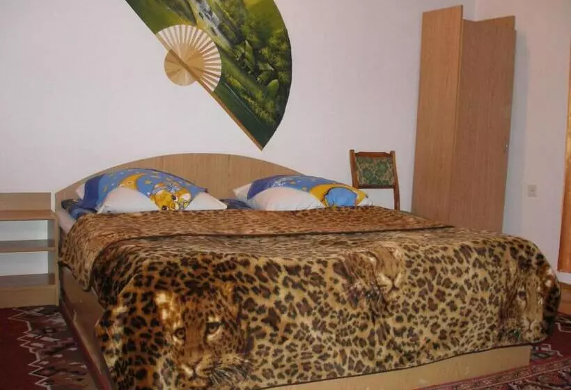 ペンション котедж