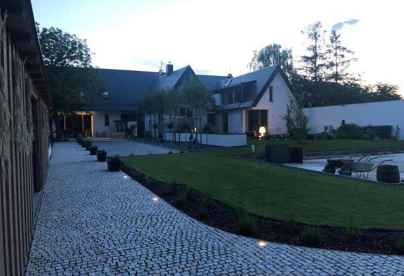 펜션 Dále   Jen Tak Si žít ..