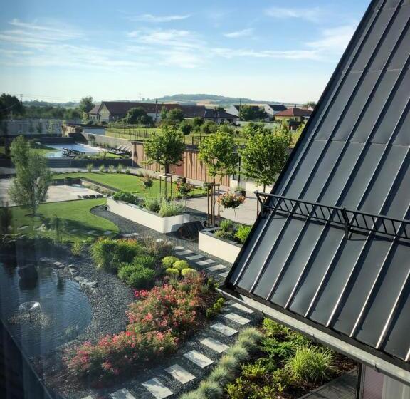 펜션 Dále   Jen Tak Si žít ..