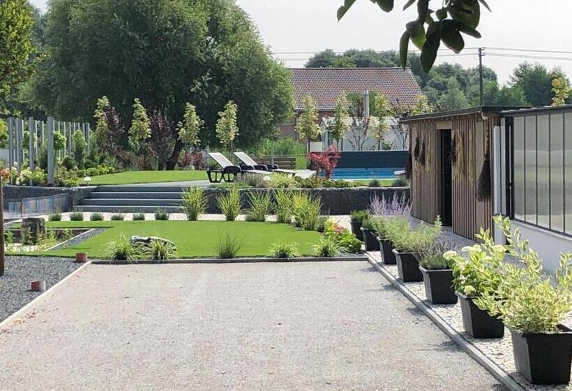 펜션 Dále   Jen Tak Si žít ..