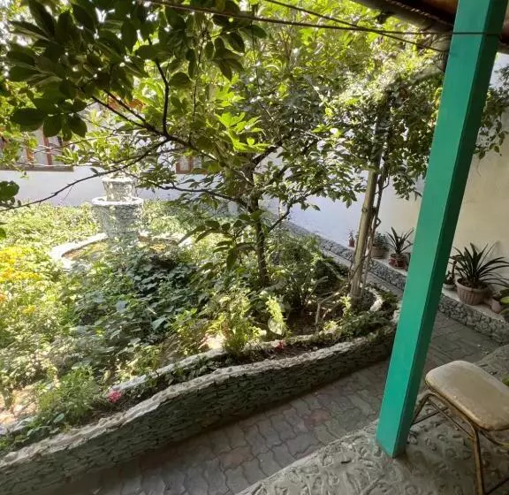 پانسیون Lovely Home For You