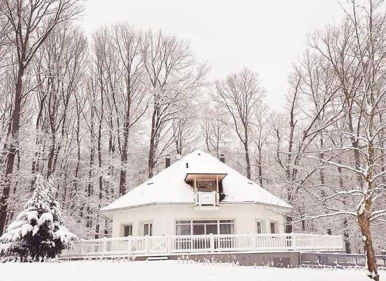 پانسیون Magnólia