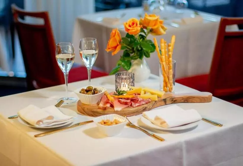 Majatalo Suite Stays By Hotel La Perla