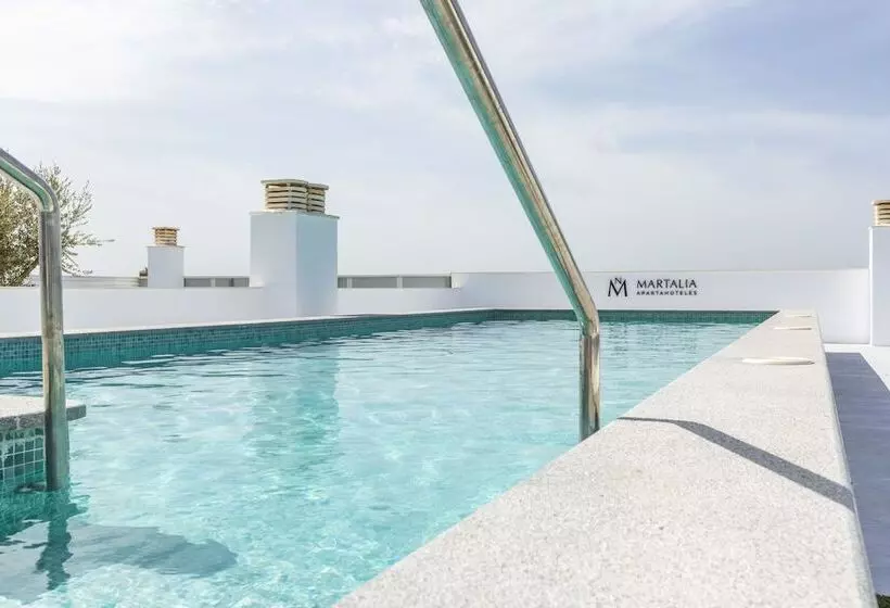 هتل Apartamentos Martalia Arenal